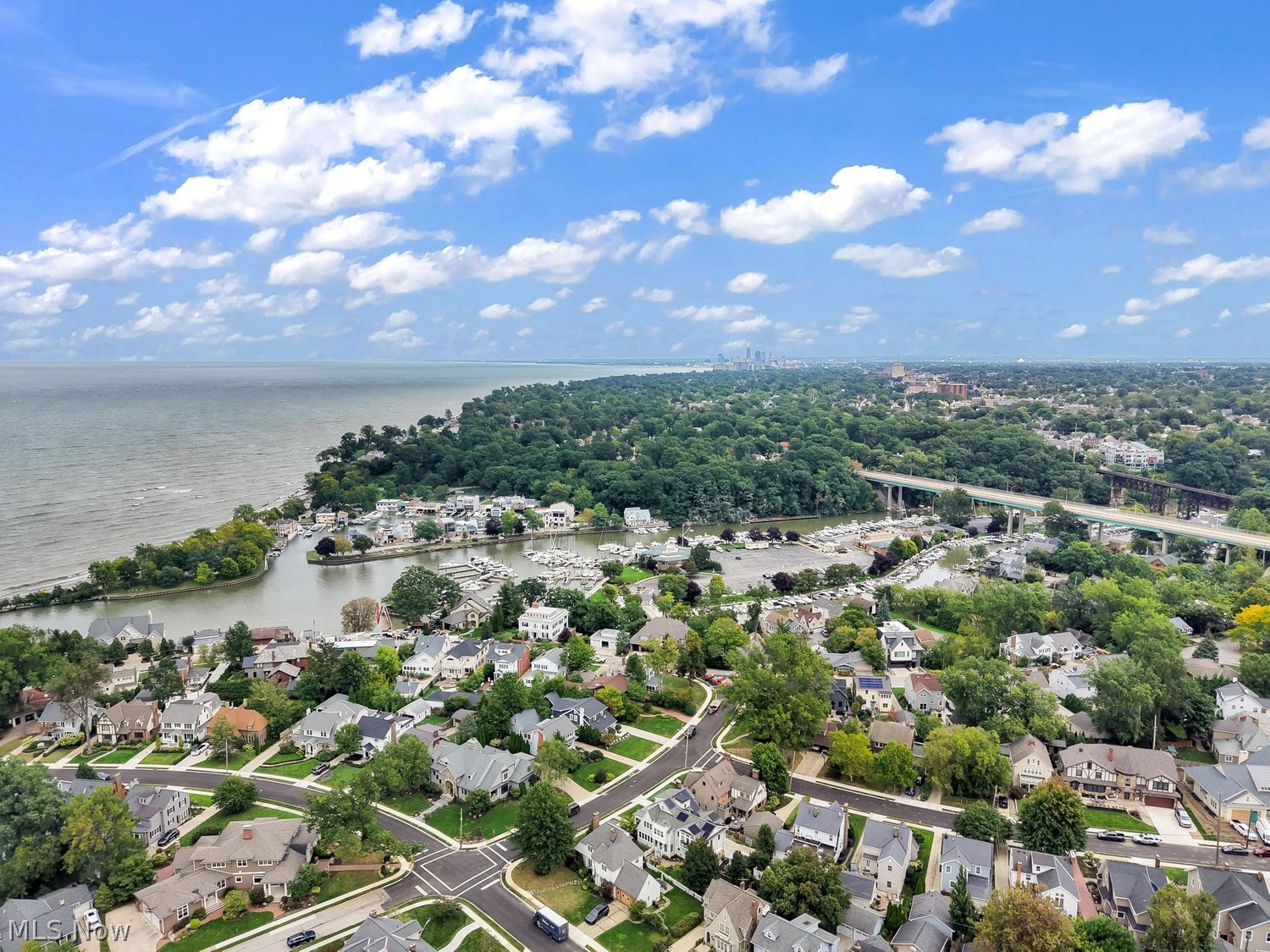 19424 Argyle Oval Rocky River OH 44116
