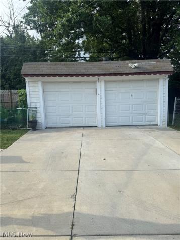 4054 Hinsdale Road South Euclid OH 44121