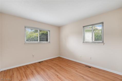 6175 Barry Court Mentor OH 44060