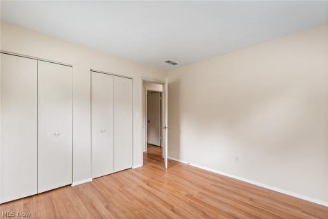 6175 Barry Court Mentor OH 44060