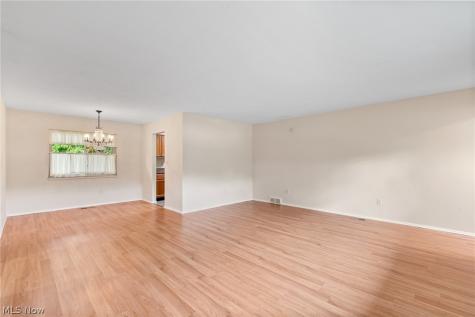 6175 Barry Court Mentor OH 44060