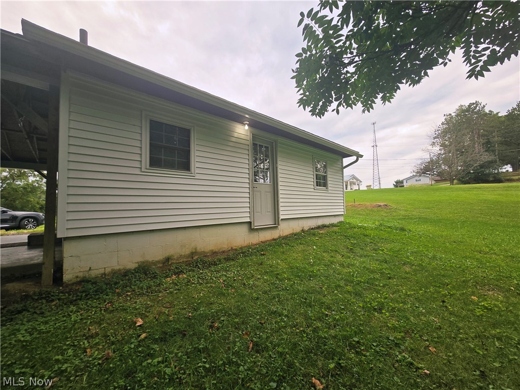1225 Greenhouse Road Zanesville OH 43701