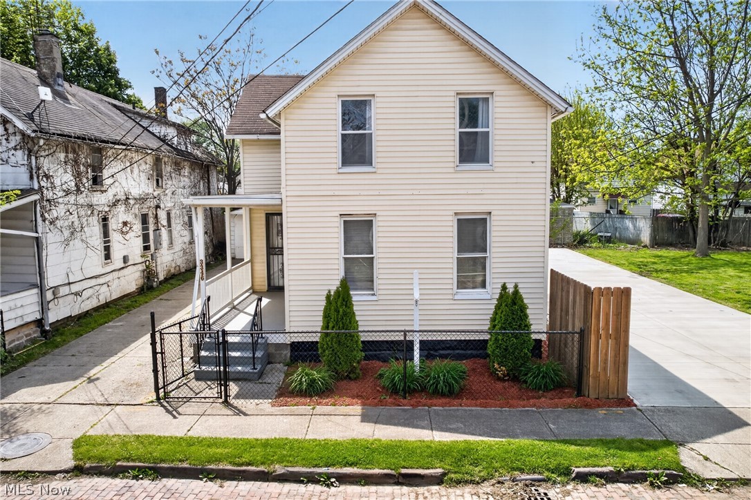 3346 W 59th Place Cleveland OH 44102