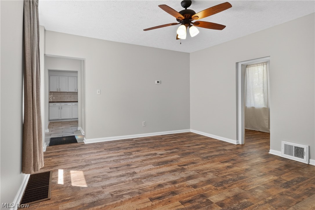 3346 W 59th Place Cleveland OH 44102