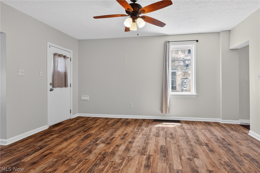 3346 W 59th Place Cleveland OH 44102
