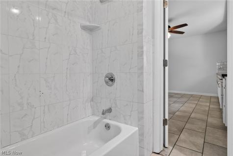 3346 W 59th Place Cleveland OH 44102