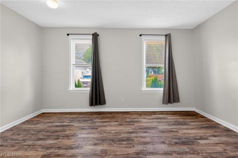 3346 W 59th Place Cleveland OH 44102