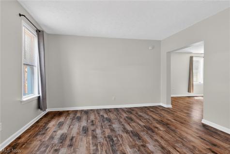 3346 W 59th Place Cleveland OH 44102