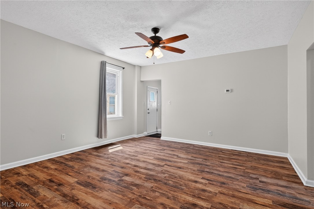 3346 W 59th Place Cleveland OH 44102