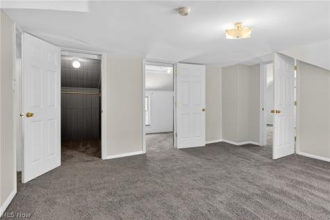 3346 W 59th Place Cleveland OH 44102