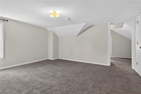 3346 W 59th Place Cleveland OH 44102