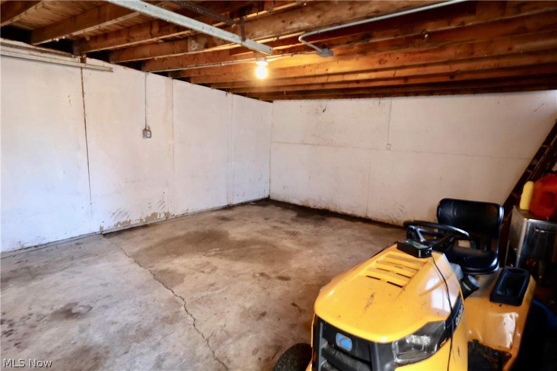 3346 W 59th Place Cleveland OH 44102