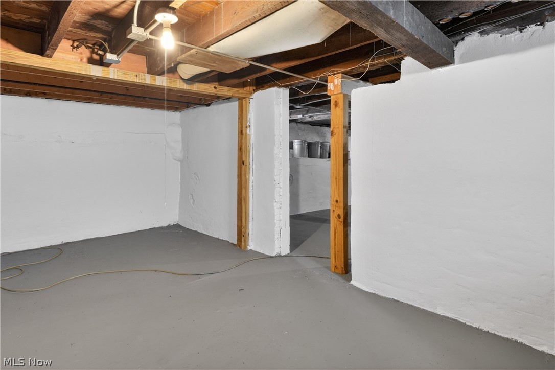 3346 W 59th Place Cleveland OH 44102