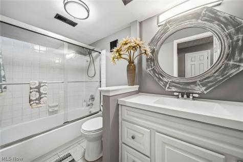 5725 Fortuna Drive Mentor OH 44060