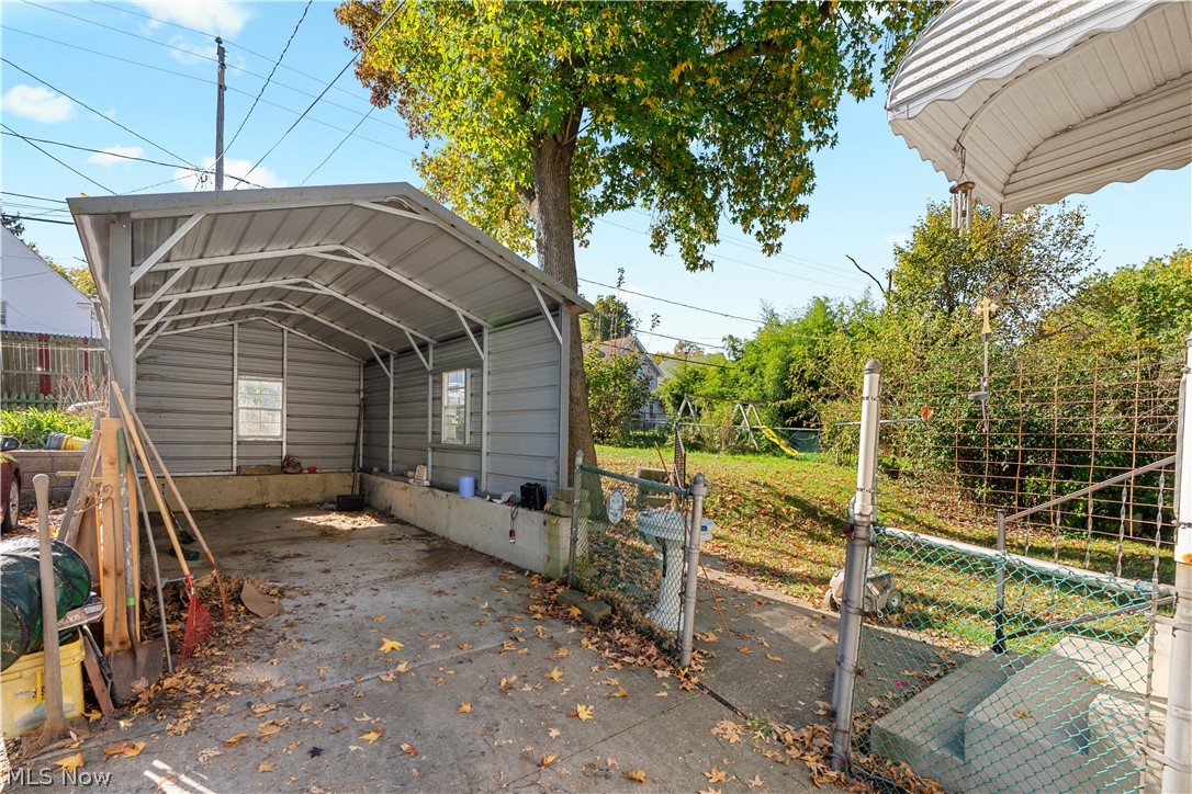 372 N Firestone Boulevard Akron OH 44301