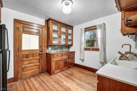 1940 E 34th Street Lorain OH 44055