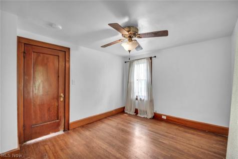 1940 E 34th Street Lorain OH 44055