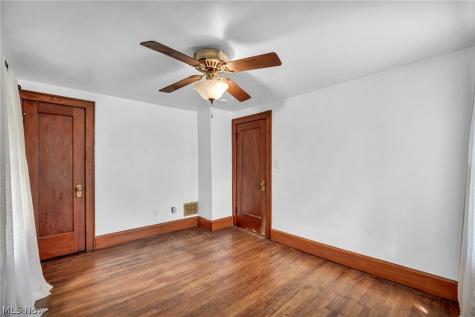 1940 E 34th Street Lorain OH 44055