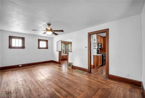 1940 E 34th Street Lorain OH 44055