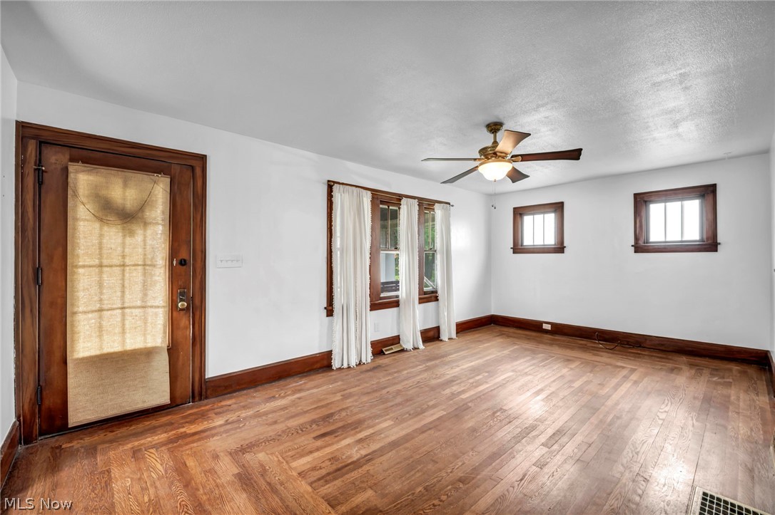 1940 E 34th Street Lorain OH 44055