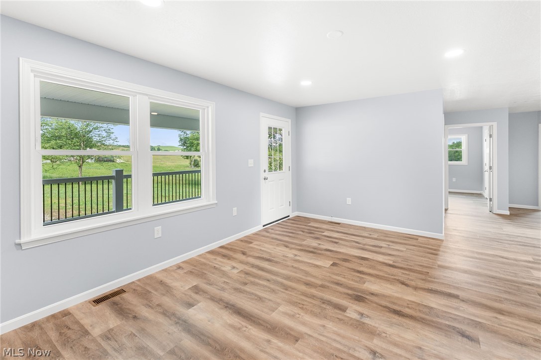 41 Penny Road SW Carrollton OH 44615