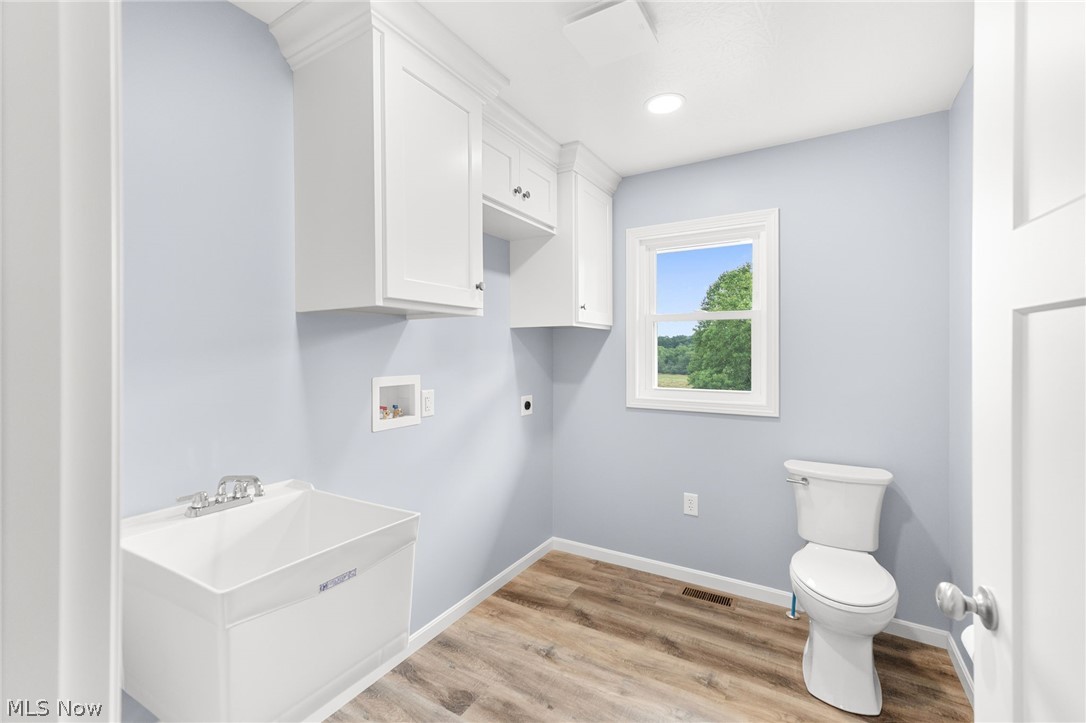 41 Penny Road SW Carrollton OH 44615