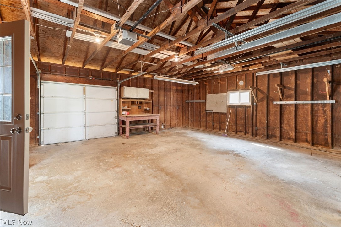 41 Penny Road SW Carrollton OH 44615