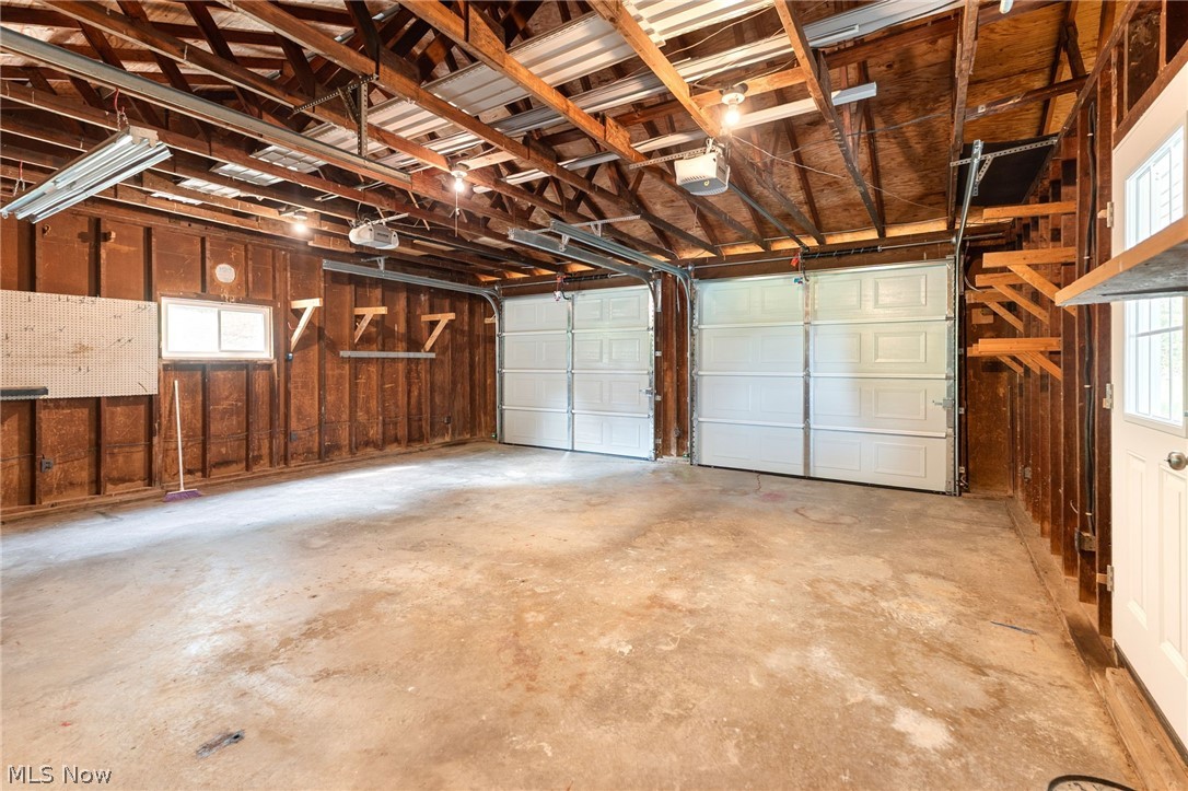41 Penny Road SW Carrollton OH 44615