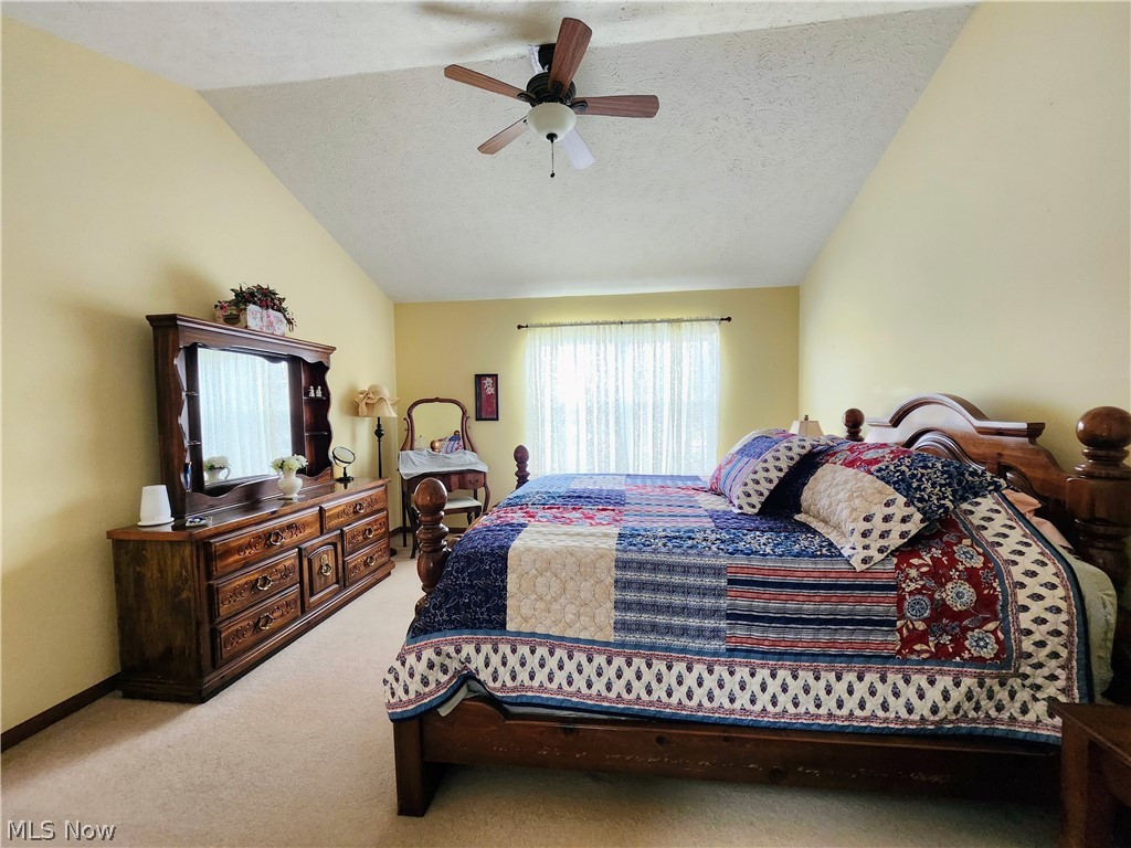 107 Cedar Chardon OH 44024