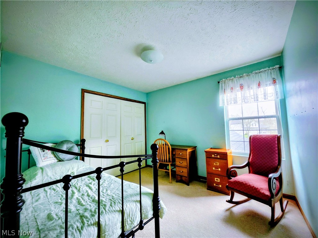 107 Cedar Chardon OH 44024