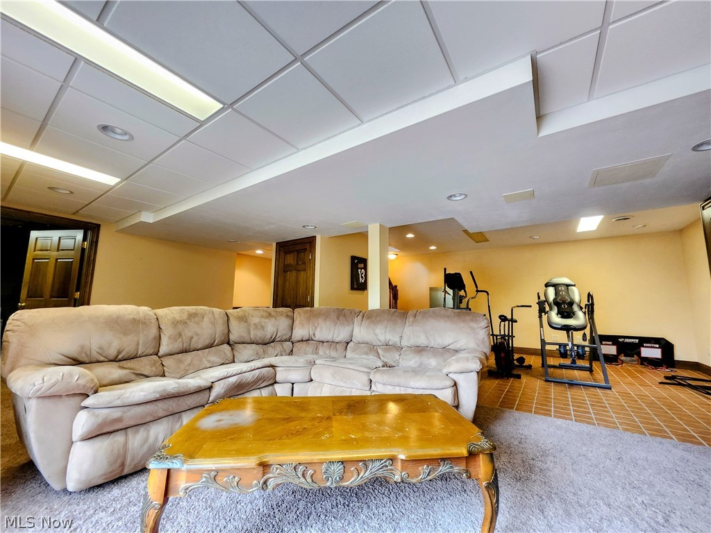 107 Cedar Chardon OH 44024