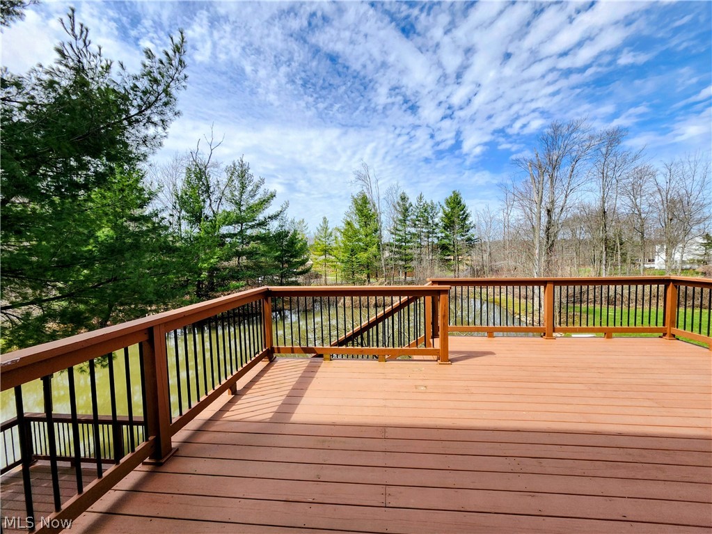 107 Cedar Chardon OH 44024