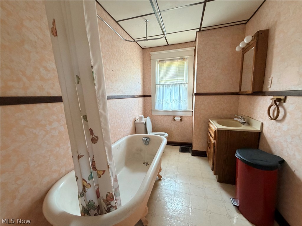 549 Madison Avenue Cambridge OH 43725