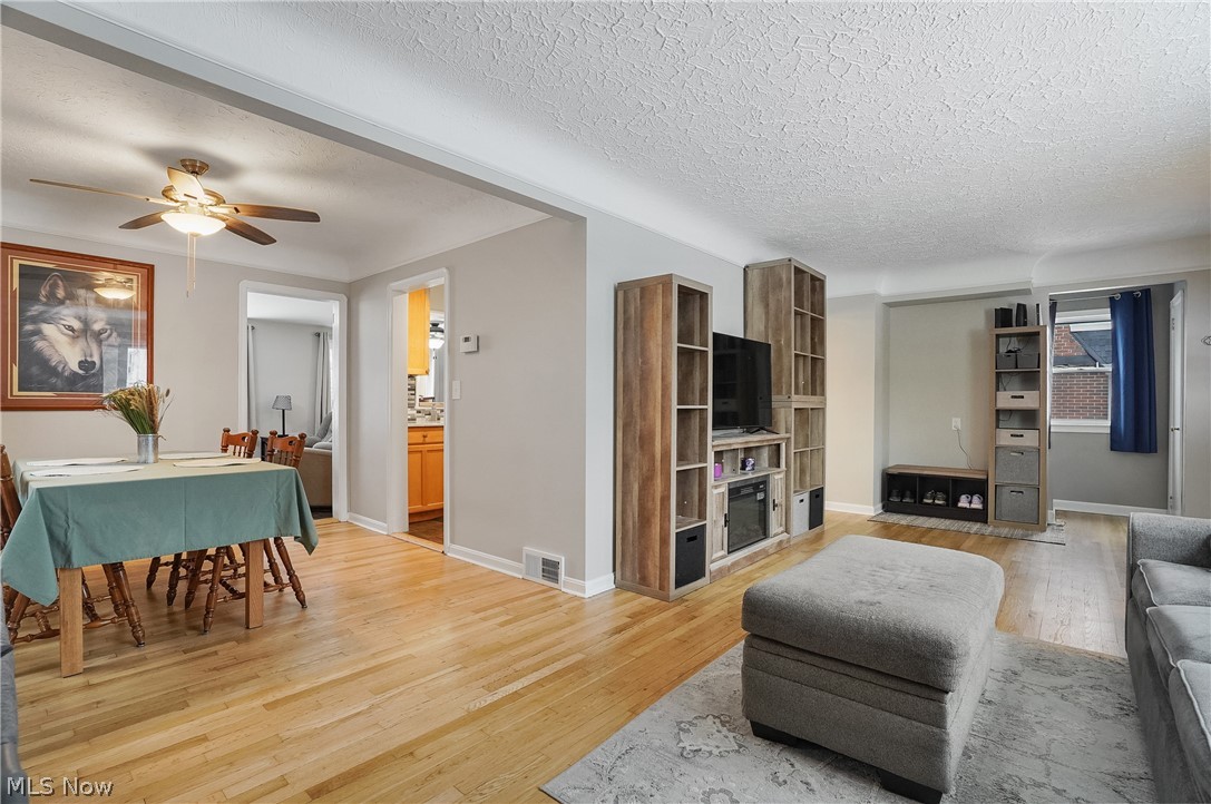 86 Hartshorn Drive Painesville OH 44077