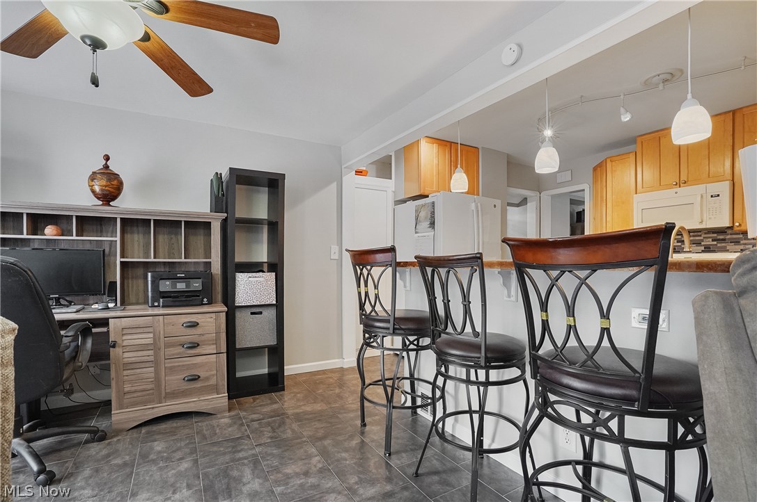 86 Hartshorn Drive Painesville OH 44077