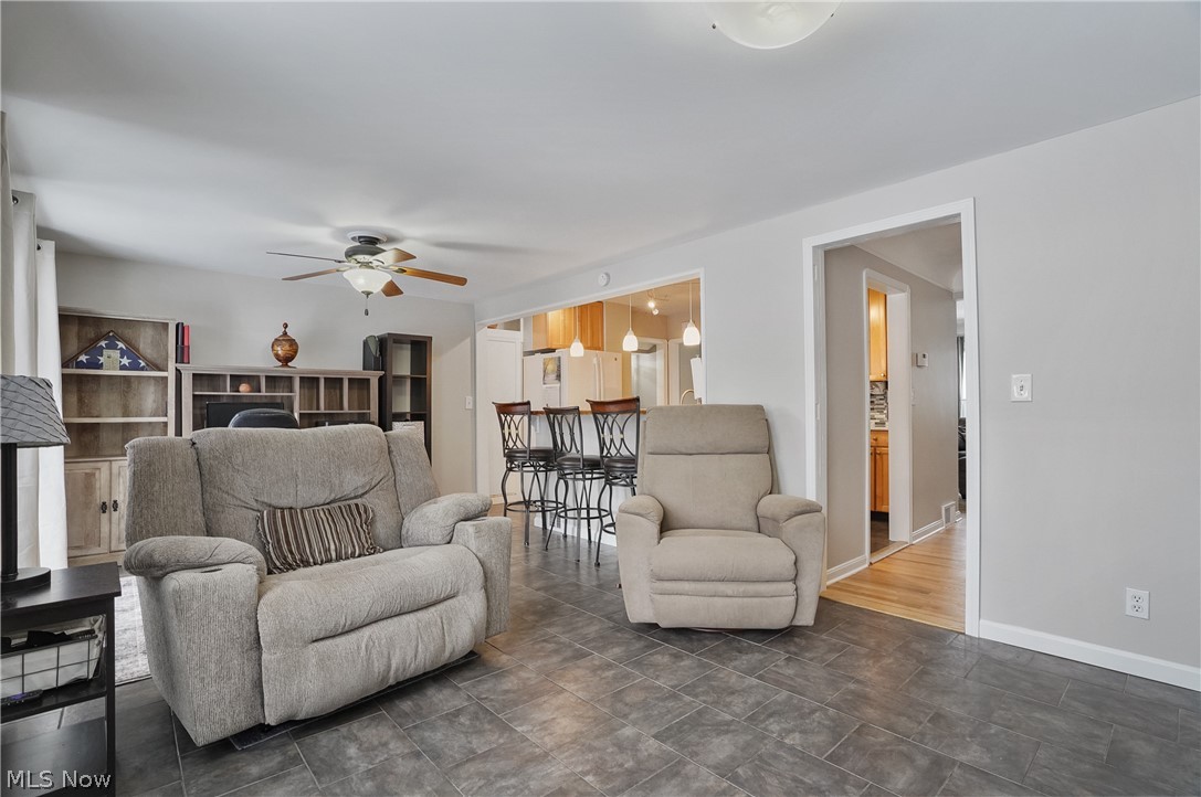 86 Hartshorn Drive Painesville OH 44077