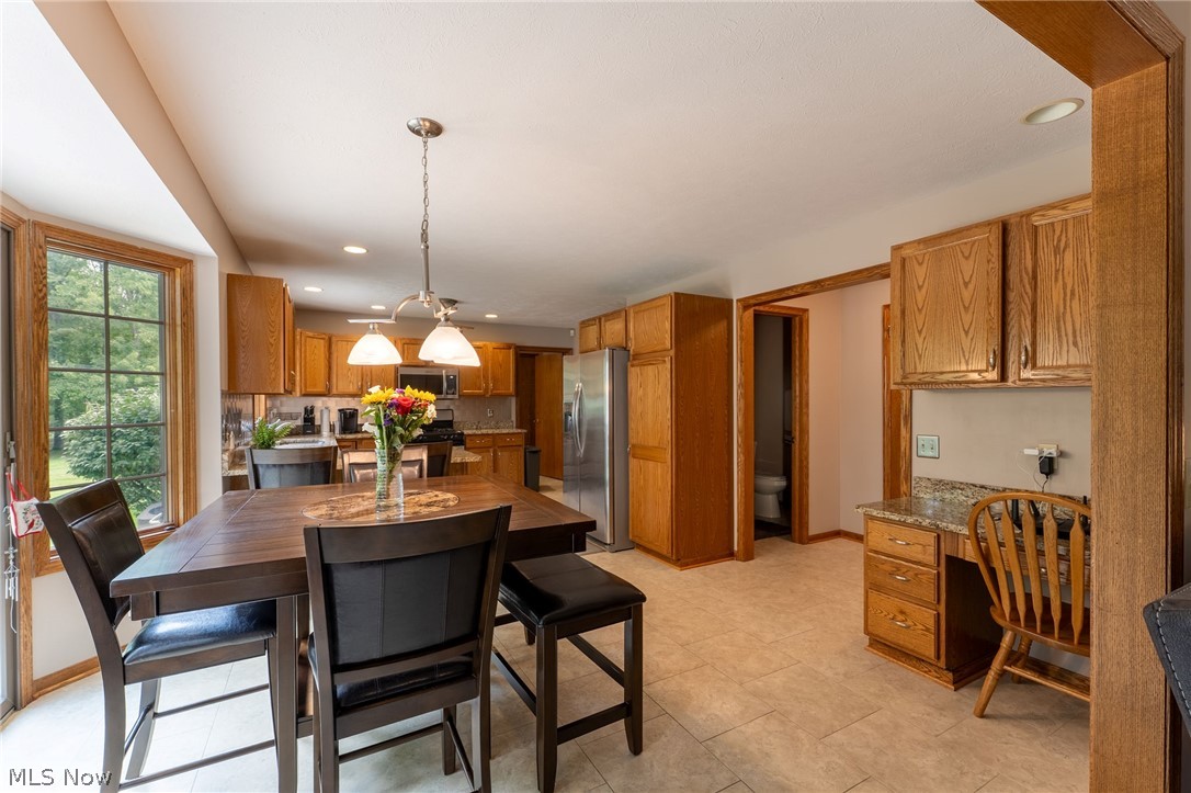 107 Amberwood Court Boardman OH 44512