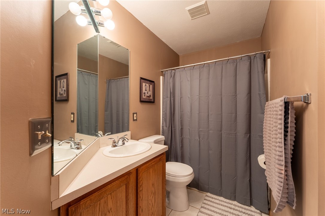 107 Amberwood Court Boardman OH 44512
