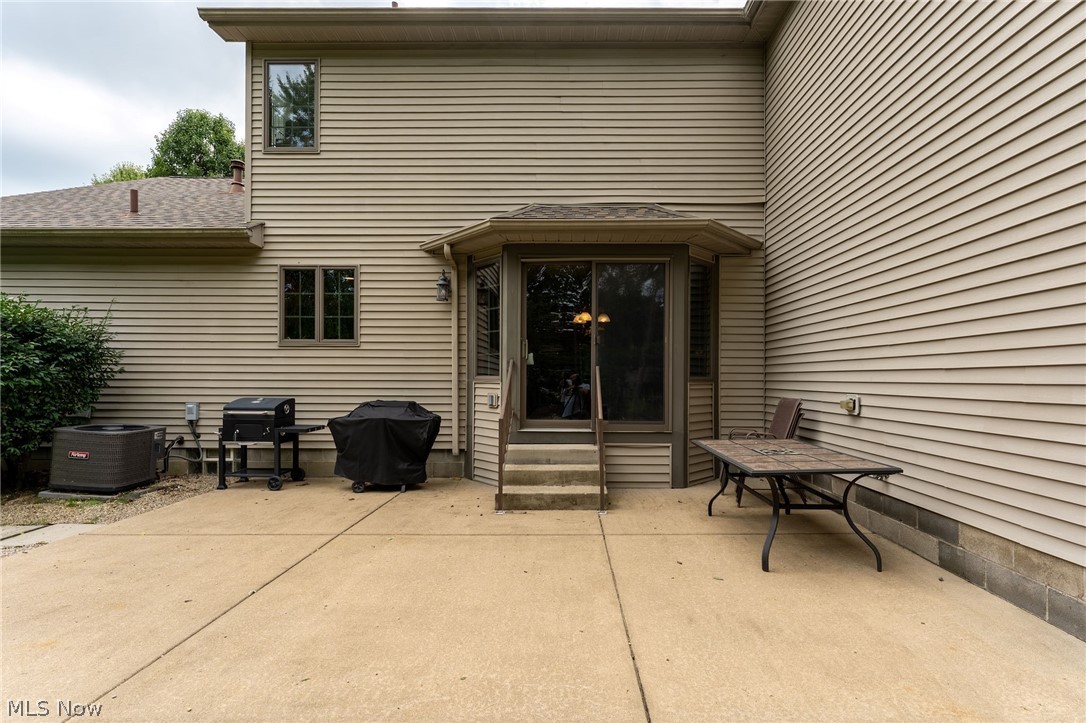 107 Amberwood Court Boardman OH 44512
