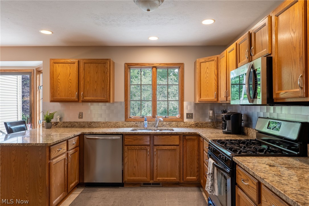 107 Amberwood Court Boardman OH 44512