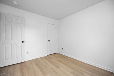 121 Parmely Avenue Elyria OH 44035