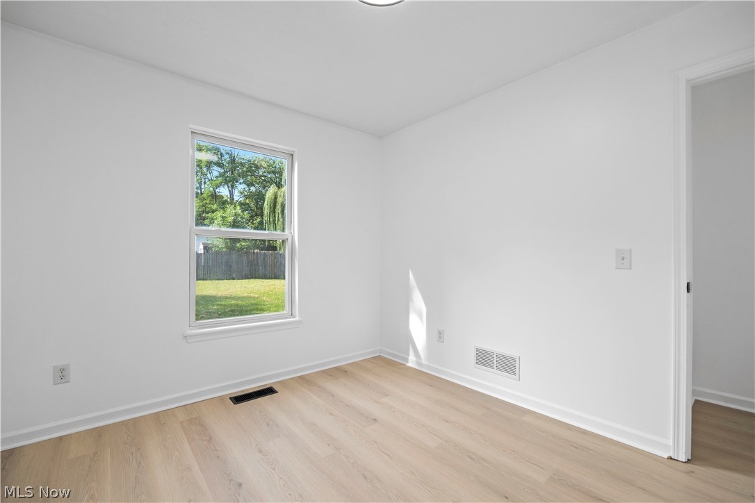 121 Parmely Avenue Elyria OH 44035