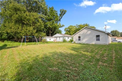 121 Parmely Avenue Elyria OH 44035