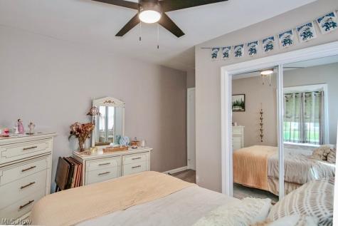 1279 Sunset Road Mayfield Heights OH 44124