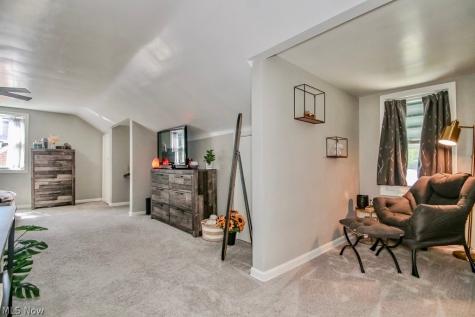 1279 Sunset Road Mayfield Heights OH 44124