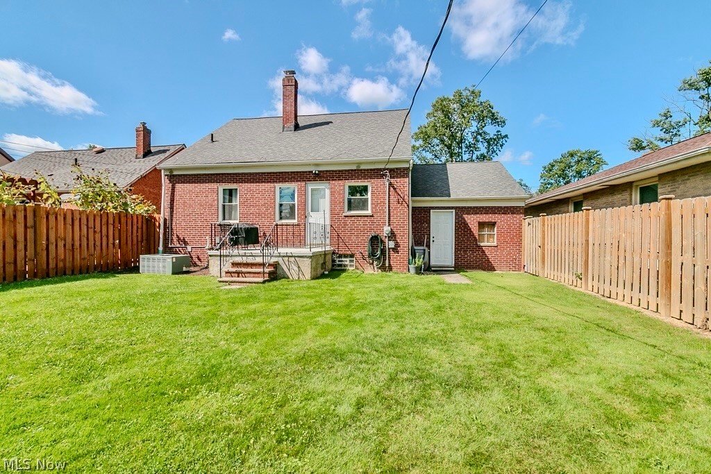 1279 Sunset Road Mayfield Heights OH 44124