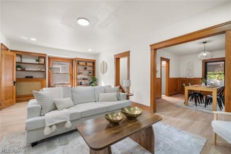 2206 Westminster Road Cleveland Heights OH 44118