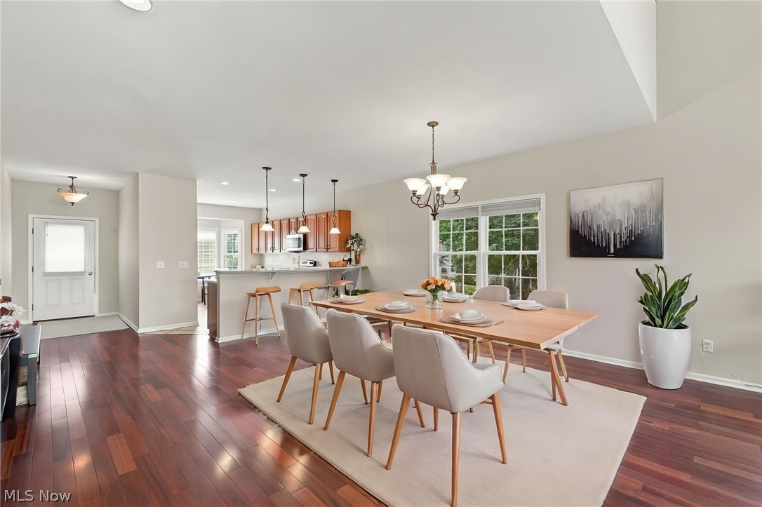 21 Bristol Lane Rocky River OH 44116