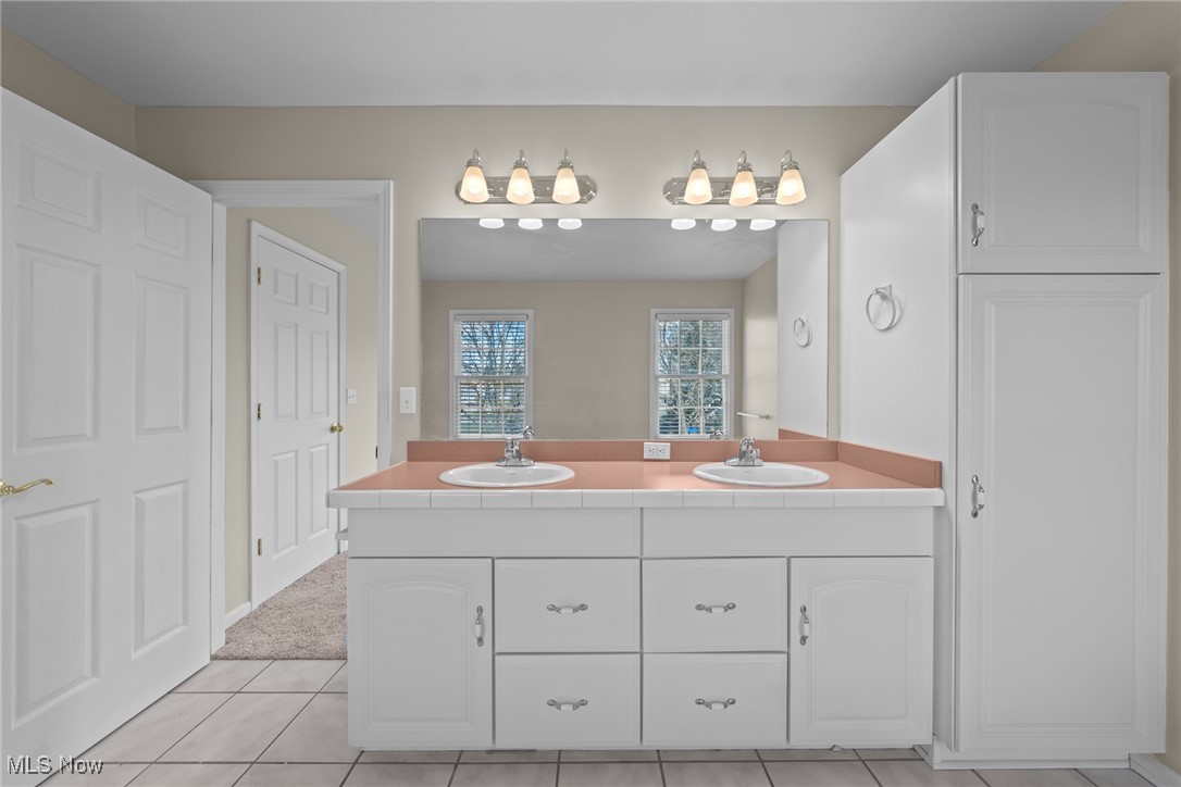 731 River Bend Boulevard Kent OH 44240