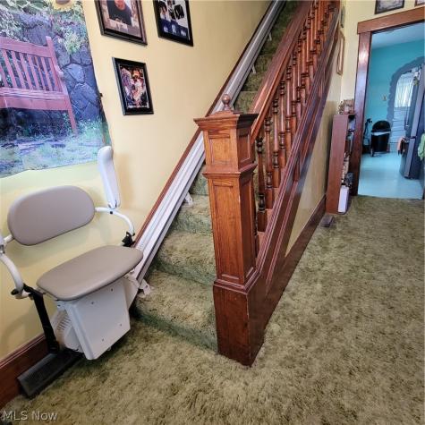 349 W Maple Street Hartville OH 44632